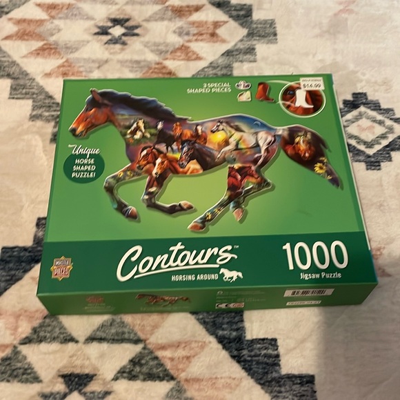 Bundle of 1000 Piece Horse Shaped Puzzle and Autocorrect Game - Picture 2 of 7
